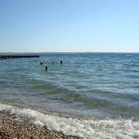 Oda ve Kahvaltı Punta 4*