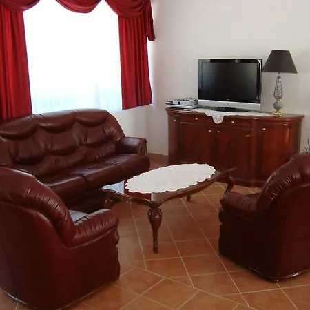 Oda ve Kahvaltı Punta