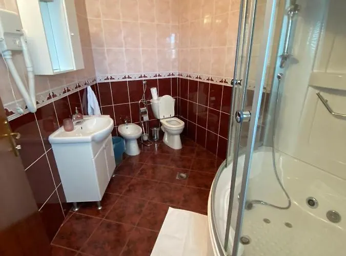 Punta Oda ve Kahvaltı 4*