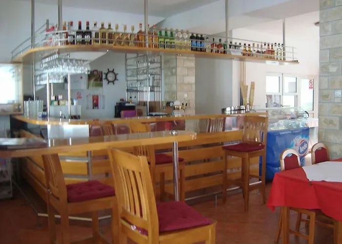 Oda ve Kahvaltı Punta
